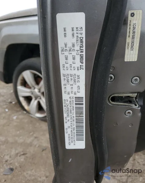 2014 Jeep Patriot Latitude z USA, uszkodzony, nr VIN 1C4NJRFB8ED629831